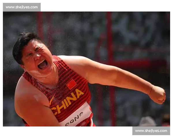青岛田径赛巩立姣雨中夺金 铅球女皇再展霸气