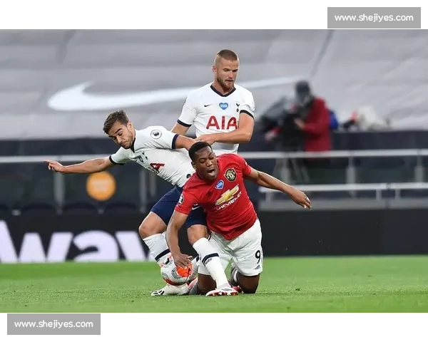 热刺因球迷恐同言论被罚 7.5 万镑 曼联战暴露管理漏洞